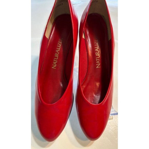 Women's Naturalizer Slip On Shoes Size 9B Katherine Red Smooth Cone Heel - Picture 5 of 10